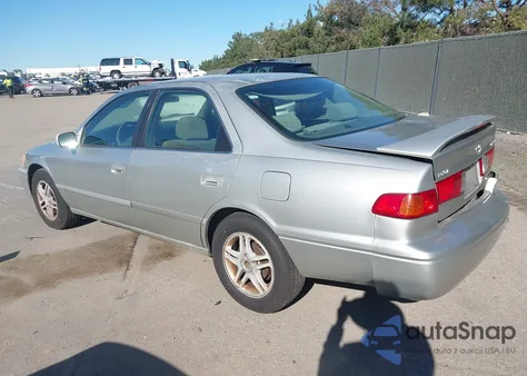 2000 Toyota Camry Le из США, поврежденный, VIN JT2BG22K2Y0500549